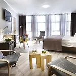 Hotel By Golden Tulip 4*