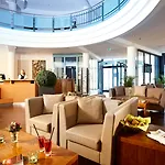 Hotel By Golden Tulip Kiel
