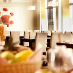 By Golden Tulip Kiel