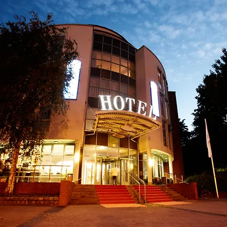 Hotel By Golden Tulip 4*