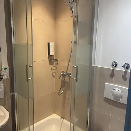 Hotel By Golden Tulip 4*