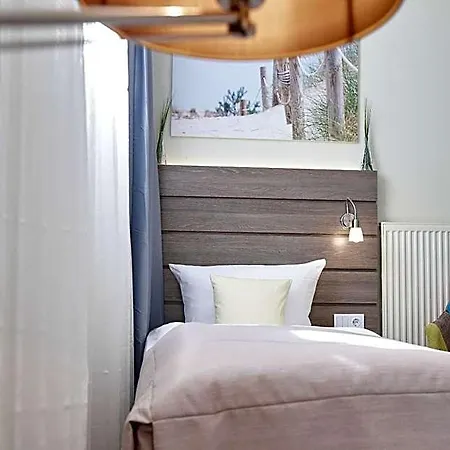 By Golden Tulip 3* Κίελο