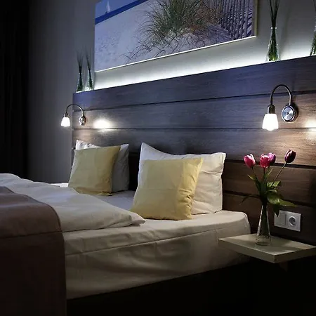 Hotel By Golden Tulip 4*