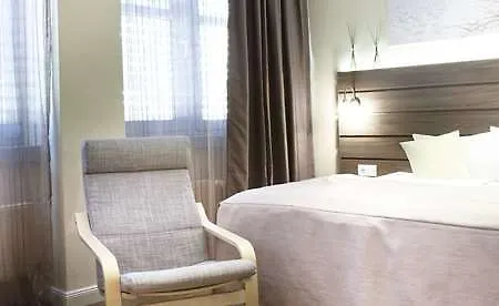 By Golden Tulip