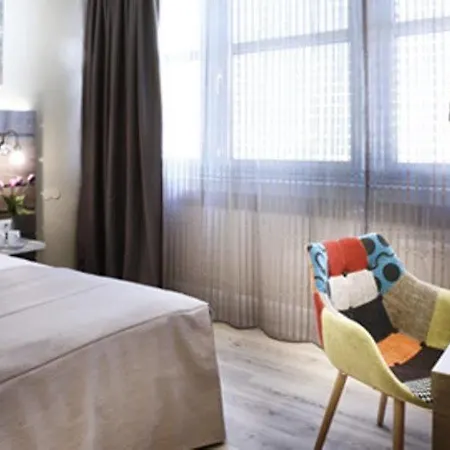 Hotel By Golden Tulip