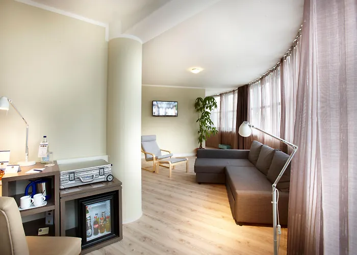 Hotel By Golden Tulip Kiel