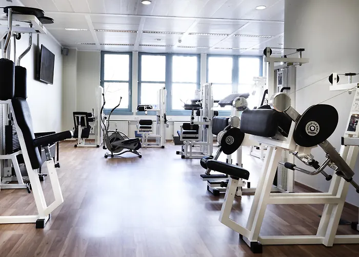 Hotel By Golden Tulip Kiel