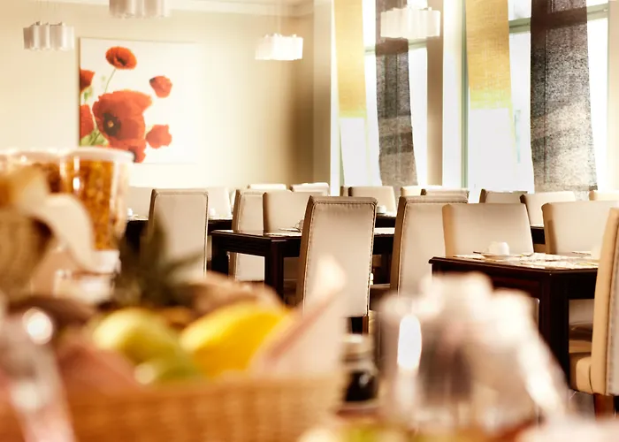 By Golden Tulip Kiel