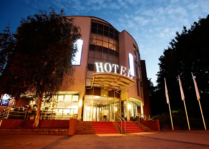 Hotel By Golden Tulip 4*