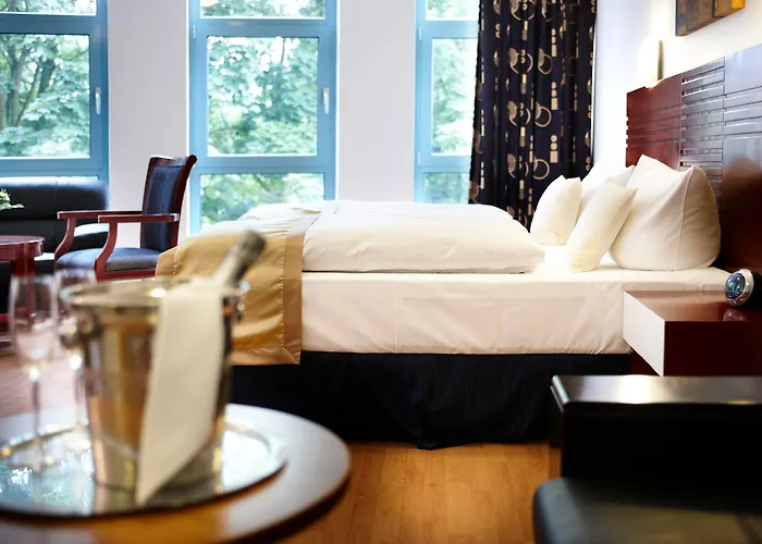 Hotel By Golden Tulip