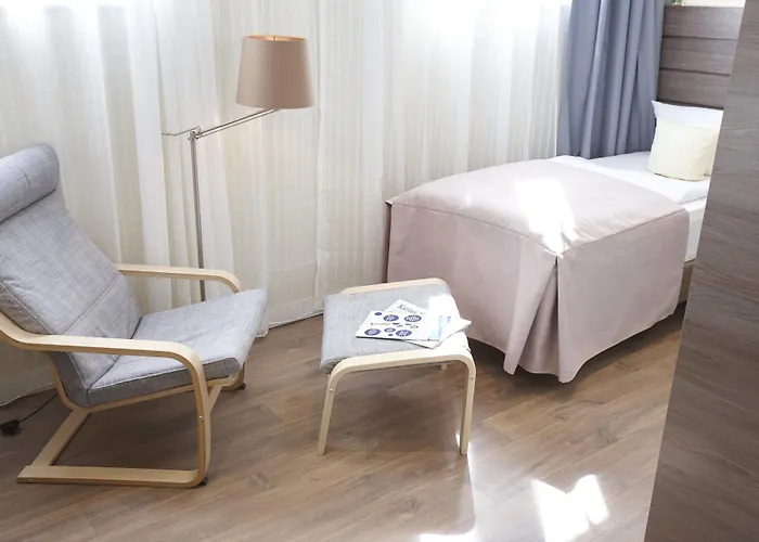 Hotel By Golden Tulip 4*