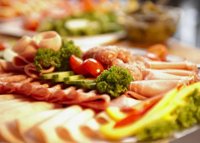 By Golden Tulip Kiel