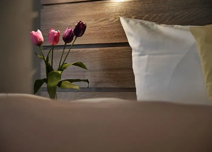 By Golden Tulip 4* Kiel