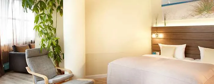 Hotel By Golden Tulip Kiel