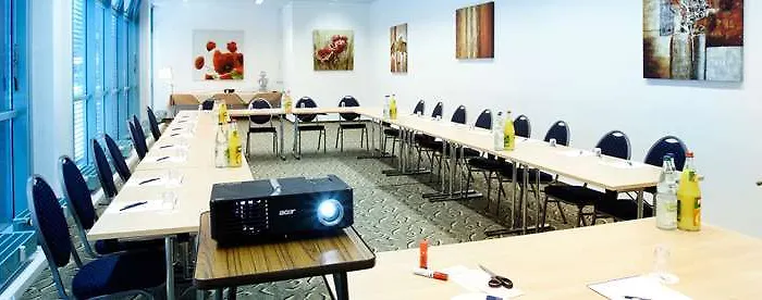 Hotel By Golden Tulip