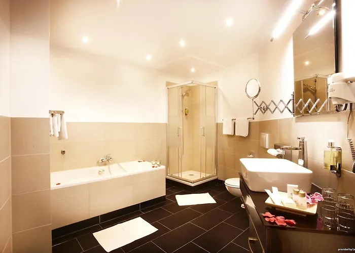 Hotel By Golden Tulip 4*